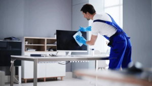 أفضل شركة تنظيف ومكافحة الحشرات في العين 1 أفضل شركة تنظيف ومكافحة الحشرات في العين – المستقبل الذهبي
تعتبر **شركة المستقبل الذهبي** الرائدة في **تنظيف المنازل والفلل ومكافحة الحشرات في العين** الخيار الأول للأسر والمكاتب التي تبحث عن نظافة عالية الجودة وبيئة صحية خالية من الجراثيم والآفات. نحن نقدم حلولاً متكاملة لجميع خدمات التنظيف والمكافحة بأسلوب احترافي ومواد آمنة وفعّالة، تضمن لك راحة البال وسلامة الجميع.